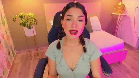 L U M A online show from October 5, 2025, 2:54 am