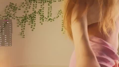 Kate online show from November 15, 2025, 8:33 am