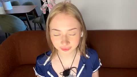 Lumi online show from July 6, 2026, 4:31 am