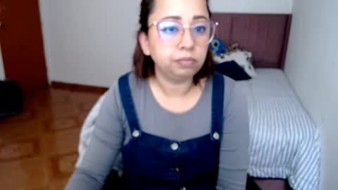 Snapshot of lumi_84 chatting on February 16, 2025, 9:48 pm LUMI online show from February 16, 2025, 9:48 pm