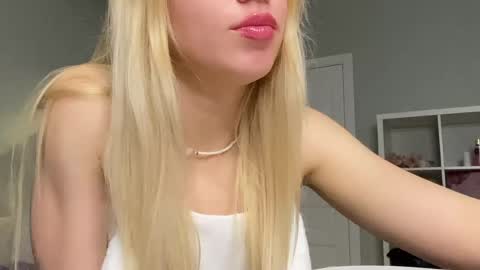 Catherine online show from April 15, 2026, 7:58 pm