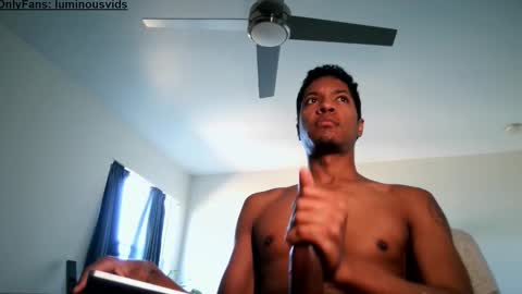 luminous online show from November 23, 2025, 7:02 pm