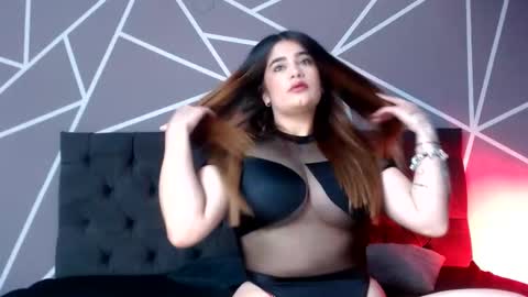 luna1126 online show from March 16, 2026, 11:58 am