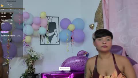 Snapshot of luna__cute chatting on October 27, 2025, 12:15 am Luna online show from October 27, 2025, 12:15 am