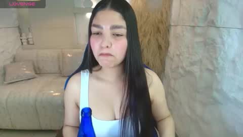 Luna online show from September 15, 2025, 8:09 pm