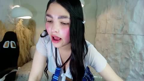 Luna online show from October 11, 2025, 8:40 pm