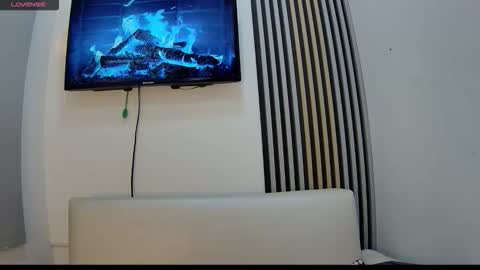 luna and banji online show from November 11, 2025, 1:16 am