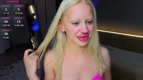 luna_beverly online show from July 13, 2026, 9:17 pm