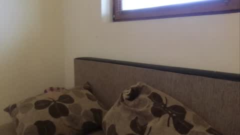 luna_blazer online show from November 11, 2025, 10:59 am