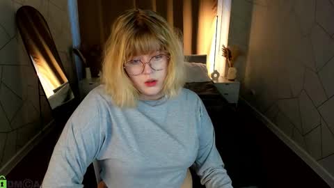 luna online show from March 5, 2026, 1:34 am