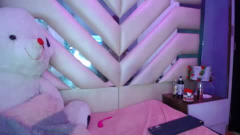 LUNA  online show from January 14, 2025, 8:20 am