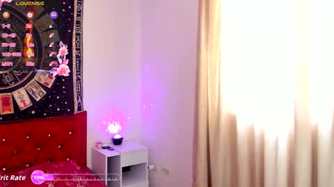 Luna online show from September 27, 2025, 4:45 pm