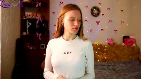 luna_evan online show from May 4, 2026, 6:09 am