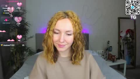 Luna online show from November 8, 2025, 12:11 am