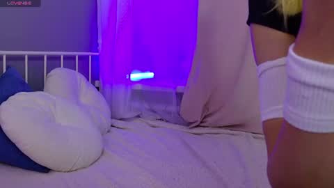Snapshot of luna_helga chatting on July 4, 2026, 7:58 am Luna online show from July 4, 2026, 7:58 am