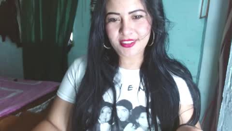luna_india online show from January 27, 2025, 6:20 pm