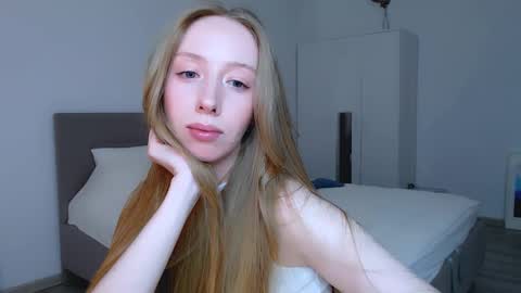 Luna online show from December 13, 2024, 10:55 pm