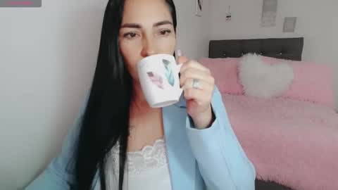 luna online show from December 18, 2025, 11:38 am