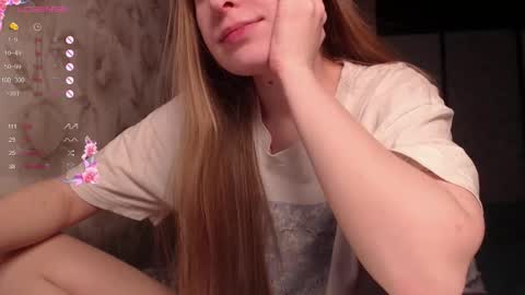 Luna online show from December 21, 2025, 6:59 pm