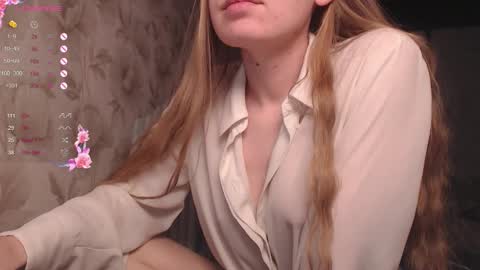 Snapshot of luna_loveisgood chatting on February 12, 2026, 9:21 pm Luna online show from February 12, 2026, 9:21 pm