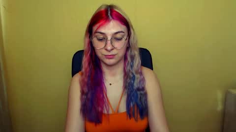 Snapshot of luna_lush_ chatting on February 25, 2025, 12:24 pm Luna online show from February 25, 2025, 12:24 pm
