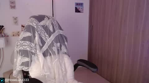 Luna online show from April 5, 2026, 7:38 am