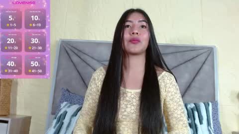 Snapshot of luna_maisonn chatting on June 8, 2026, 12:49 pm LUNA online show from June 8, 2026, 12:49 pm