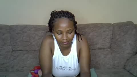 luna_peachy online show from July 13, 2026, 7:11 am
