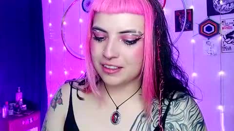 MISS LUNA  online show from February 10, 2025, 2:41 am