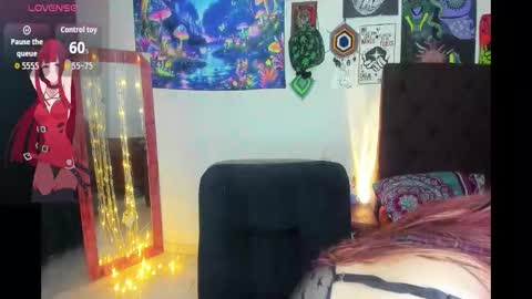 MISS LUNA  online show from November 14, 2025, 8:24 am