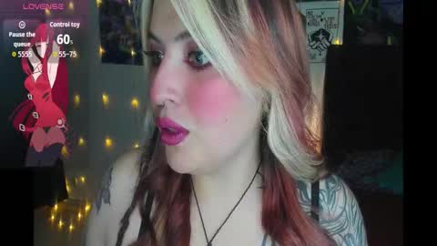 MISS LUNA  online show from December 4, 2025, 12:14 pm