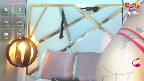 Snapshot of luna_santana_ chatting on September 21, 2025, 3:41 am Luna Santana online show from September 21, 2025, 3:41 am
