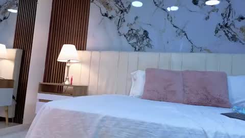  A M M Y  online show from September 28, 2025, 11:26 am