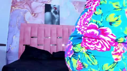 Luna  online show from February 17, 2025, 12:38 pm