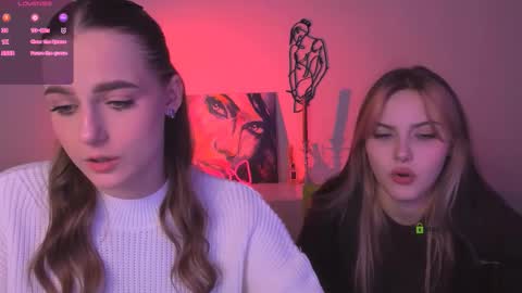 Luna online show from October 22, 2025, 7:13 pm