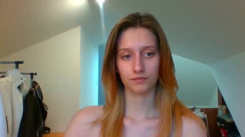 Snapshot of luna_xsensual chatting on January 29, 2025, 2:42 pm L U N A online show from January 29, 2025, 2:42 pm