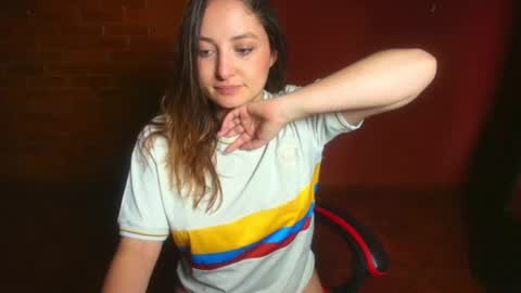 lunaa_m_ online show from June 23, 2026, 2:04 pm