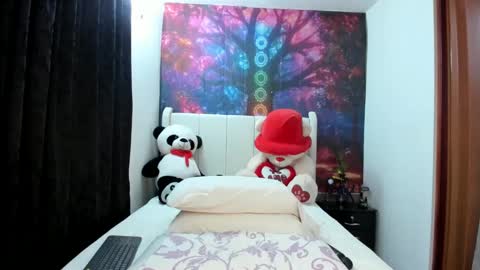 Snapshot of lunaa_mayerr chatting on October 4, 2025, 1:03 am lunaa mayer online show from October 4, 2025, 1:03 am