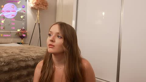 Sophia online show from June 4, 2026, 2:01 pm