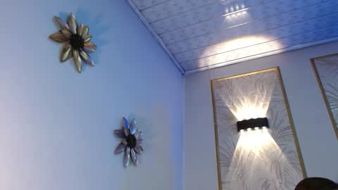 Luna online show from October 22, 2025, 3:40 am