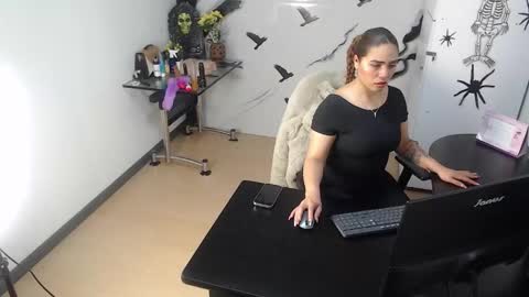 Snapshot of lunaaitana chatting on October 24, 2025, 2:35 pm lunaaitana online show from October 24, 2025, 2:35 pm