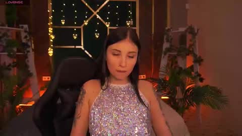 lunaamay online show from February 25, 2026, 3:21 pm