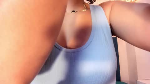 Snapshot of lunaaspen chatting on February 18, 2026, 6:15 pm Luna Aspen online show from February 18, 2026, 6:15 pm