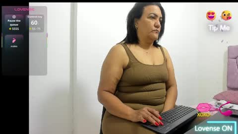 lunabrillante1972 online show from April 11, 2026, 1:32 am