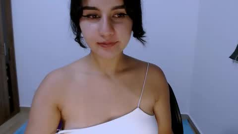 Snapshot of lunadaddy33 chatting on January 11, 2025, 1:16 am My name is luna Lovense is active my orgasms in your hands Give me more pleasure and make me cum PVT IS OPEN online show from January 11, 2025, 1:16 am