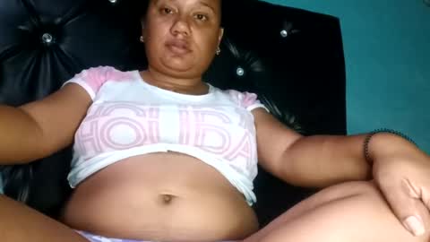 Snapshot of lunalove90 chatting on July 10, 2026, 7:49 pm i am alessandra online show from July 10, 2026, 7:49 pm