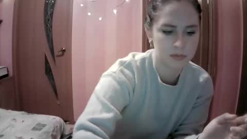 Snapshot of lunamystique_ chatting on January 28, 2025, 11:28 pm lunamystique_ online show from January 28, 2025, 11:28 pm