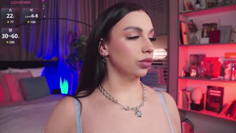 Snapshot of lunanight_ chatting on January 20, 2025, 8:18 pm Luna next streams Mon Fri Sat Sun 8pm-5am gmt0 online show from January 20, 2025, 8:18 pm