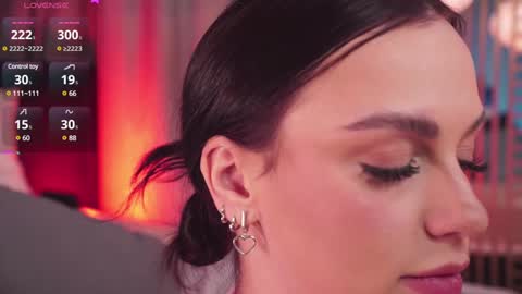 Snapshot of lunanight_ chatting on January 27, 2025, 3:15 am Luna next streams Mon Fri Sat Sun 8pm-5am gmt0 online show from January 27, 2025, 3:15 am