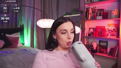 Snapshot of lunanight_ chatting on February 9, 2025, 3:32 am Luna next streams Mon Fri Sat Sun 8pm-5am gmt0 online show from February 9, 2025, 3:32 am